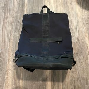 Athelta Backpack - Navy & Black